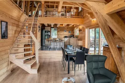 Image de Sublime chalet aux grands espaces de convivialité