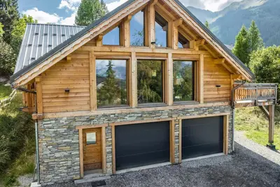 Image de Charmante Unterkunft im Herzen eines Bergchalet
