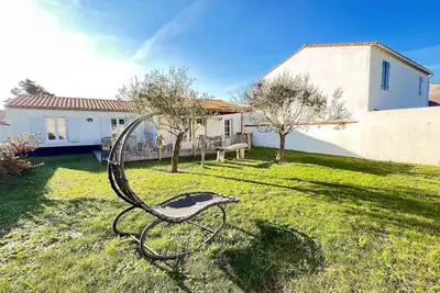 Image de Jolie maison avec jardin à proximité de la plage