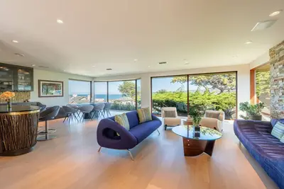Image de Carmel Harmony: Beautiful, upscale home; gorgeous ocean views; 2 min. to beach