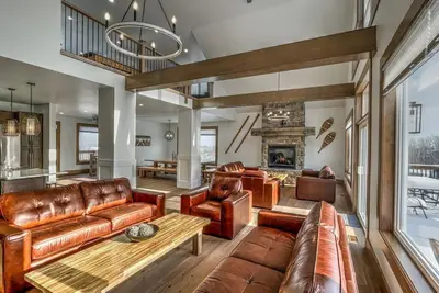 Image de Luxury Cottage@Blue Mountain, Private Beach Access, Near the Village, 7. 5 baths