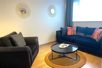 Image de Impeccable Spacious 6-Bed House in Romford