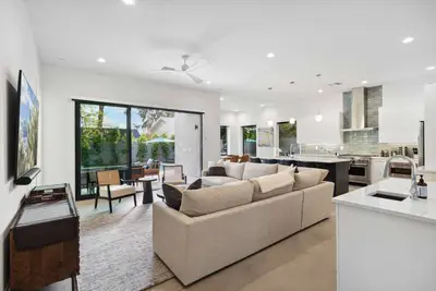 Desert Blue Rose with Pool