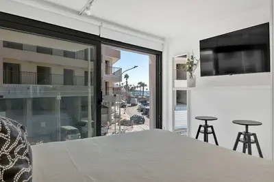 Image de Phaedrus Living: Alkminis Luxury Flat Pantai