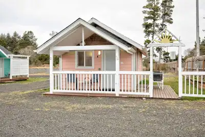 Image de Ocean Spray Resort Cottage 1 by Grayland Beach