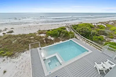 Image de Golden Hour- Gulf front, Private pool & hot tub, Elevator, Pet friendly, Sleeps