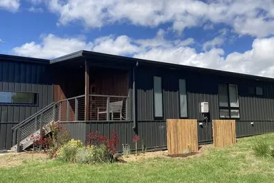 Image de Ngurra - Self-contained luxury with stunning outlook