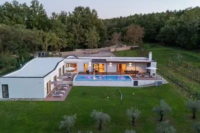 Image de Maison de vacances Krsan pour 1 - 10 personnes avec 5 chambres à coucher - Maison de vacances