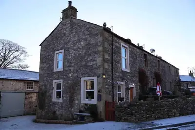 Image de Folly Cottage: A Cosy, Dog friendly cottage in a village in North Yorks Dales.