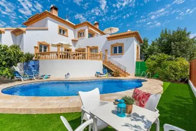 Image de Saona Villas (Ol Sere) : villa 8 personnes, piscine privée, climatisation