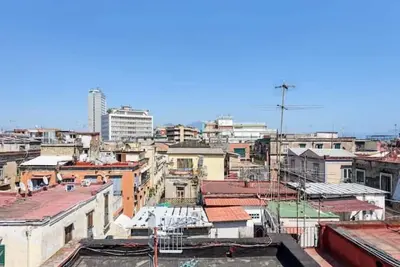 Image de [quartieri Spagnoli] Appartamento per 8 -roof Moon