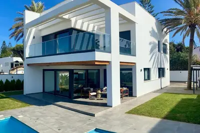 Image de Casa del Mar-Luxury villa a stone throw from the beach with wonderful sea views
