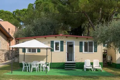Image de Vacation Park Toscolano Mobilehome Standard Plus 8x3 for 5 persons