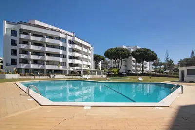 Image de Appartement 'Tenis Golfmar' avec piscine partagée, Wi-Fi et climatisation