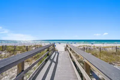 Image de Beachside Getaway on Emerald Coast