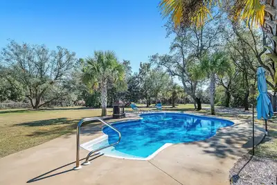 Image de Dog Friendly | Large Private Pool | Beach Getaways