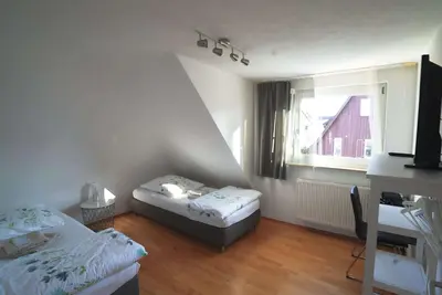 Image de Appartement-Standard-Salle de bain privée séparée-Vue ville-dg