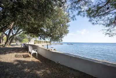 Image de Agréable appartement dans une maison de vacances avec Wifi, climatisation, Tv, patio et parking