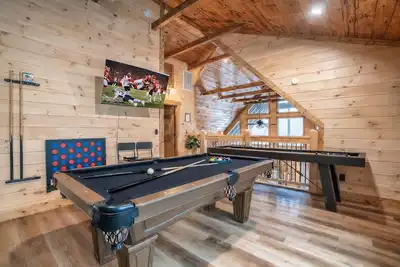 Image de Near Waterfall, Dogs Welcomed! Pavilion, Game Room