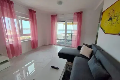 Image de Appartement de deux chambres avec le balcon et la vue sur le mer Barbat, Rab (A-22251-b)