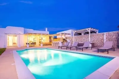 Image de Bungalow for 8 guests with 160m² in Δήμος Καλλιθέας Δωδεκανήσου (249044)