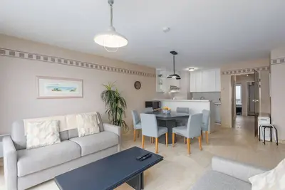 Image de Appartement spacieux au 1er étage