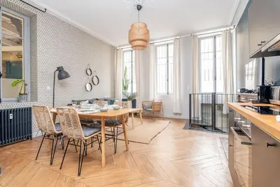 Image de Appartement de charme avec sauna au centre ville de Dijon pour 4 à 5 personnes