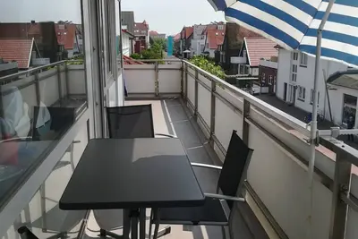 Image de Zwei Separate Schlafzimmer und ein GroĂźer SĂĽd- und Ostbalkon!