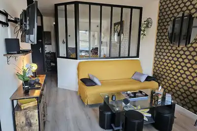 Image de Très bel appartement lumineux et bien décoré avec aperçu mer