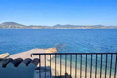 Image de Saint-Tropez - Tres Bel Appartement A La Ponche Avec Vue Mer Panoramique