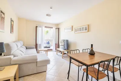 Wonderluxury Esuri