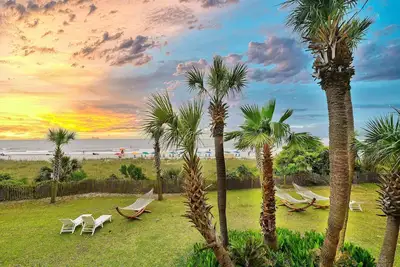 Image de Direct Oceanfront Unit at the Caravelle Resort! - Luxury Beach Rentals