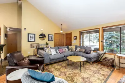 Image de Hart09 - Cozy Sunriver Getaway, Hot Tub, Ac, Bikes