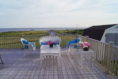 Shoreline Cove! Indulge in mesmerizing sunsets, rustic soothing beaches