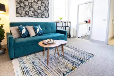 Image de 1 Bed 1 Bath Apt, Contractors & Families, Parking