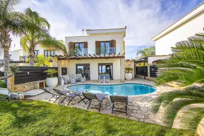 Image de Villa El Greco - Quatre Chambres Villa, Couchages 8