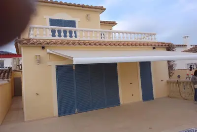 Image de Superbe villa dans quartier calme
