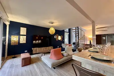 Image de Splendide villa au coeur de Sarlat, avec billard, piscine et jacuzzi