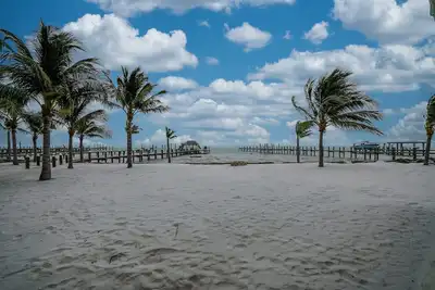 Beautiful Ocean Front Beach House in Islamorada.