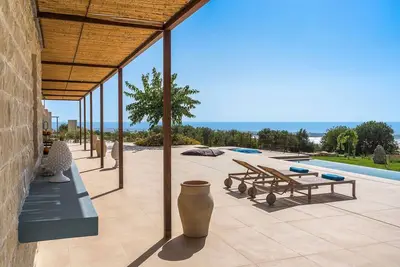 My Rental Homes - Villa Miriam with pool, garden, sea view