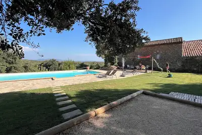 Image de Mas cévenol isolé dans un écrin de verdure, avec grande piscine, 16 couchages
