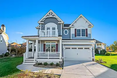 Image de Amazing Peninsula retreat with pools, hot tubs, sports courts, & ample golfing
