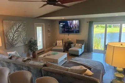 Image de Spacious Beautiful Private House 2. 9 Mi To The Beach Publix & 20 Restaurants