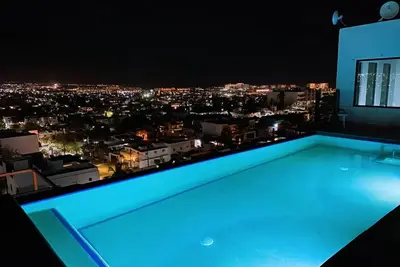Image de A 10 Minutos de la Marina Amplio Condominio en San Lucas Ideal Para Familias