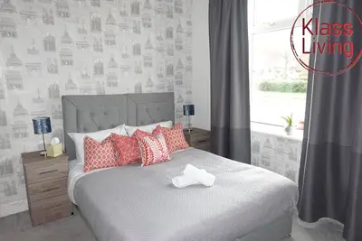 Image de Spacious 1 bedroom apartment with good motorway links.