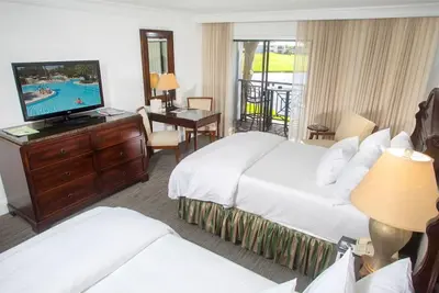 Image de Fl Golf-Tennis | Family Serenity Getaway
