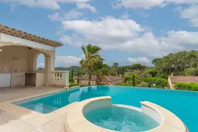 Image de Villa 'Bonheur' avec piscine privée, Wi-Fi et climatisation