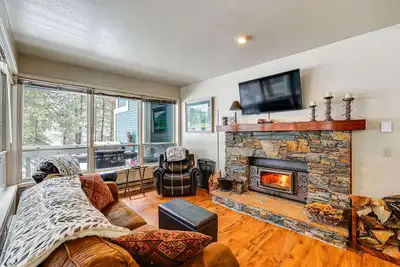 Image de Meadow Creek Golf Resort Condo: Skiing & Lake Life