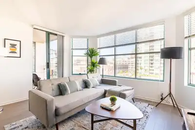 Image de Delightful South Beach 2br w/ Heated Pool, Shops & Dining, by Blueground