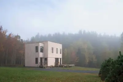 Image de Modern Mountain Retreat with Hot Tub